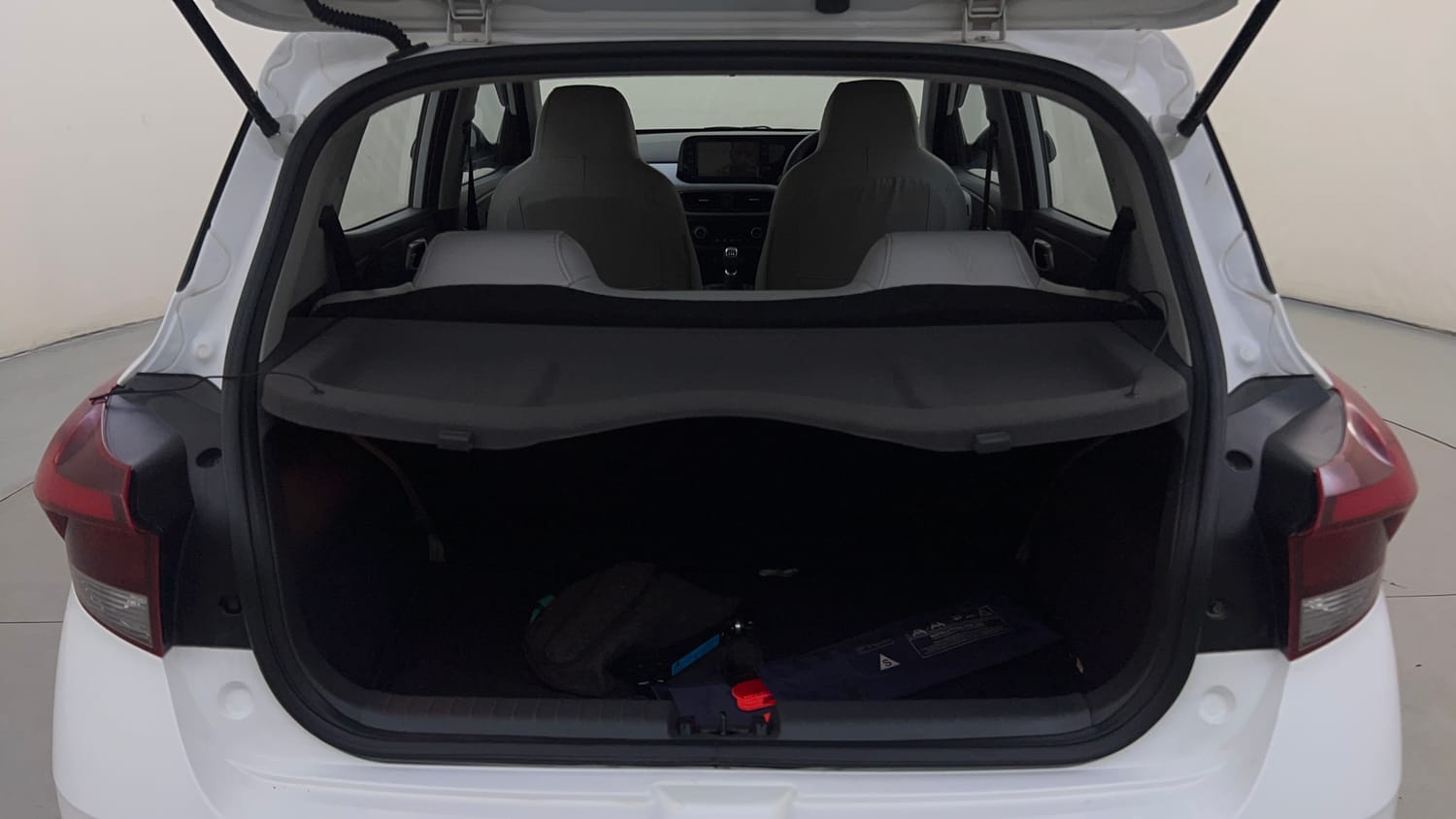 Used 2023 Hyundai Grand i10 Nios Sportz 1.2 Kappa VTVT Petrol Manual interior DICKY INSIDE VIEW