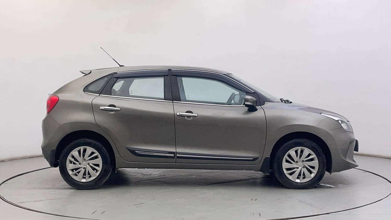 Used 2021 Maruti Suzuki Baleno Delta Petrol Manual exterior RIGHT SIDE VIEW
