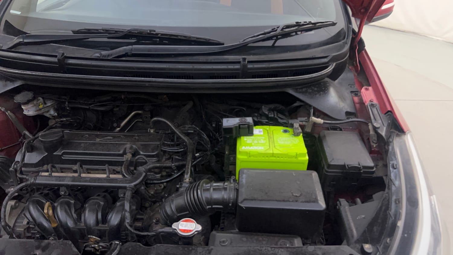 Used 2017 Hyundai Elite i20 Asta 1.2 Dual Tone Petrol Manual engine ENGINE LEFT SIDE HINGE & APRON VIEW