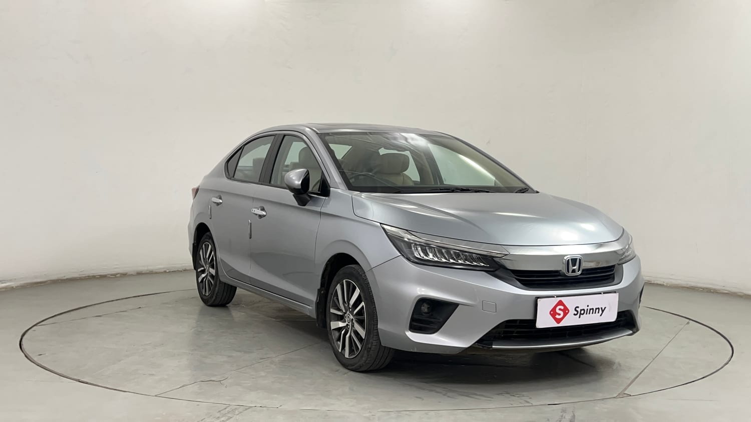 Used 2022 Honda City ZX CVT Petrol Petrol Automatic exterior RIGHT FRONT CORNER VIEW