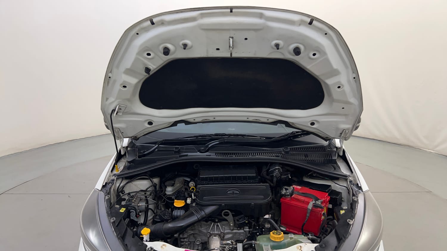 Used 2022 Tata Tiago XZA Plus Petrol Automatic engine ENGINE & BONNET OPEN FRONT VIEW