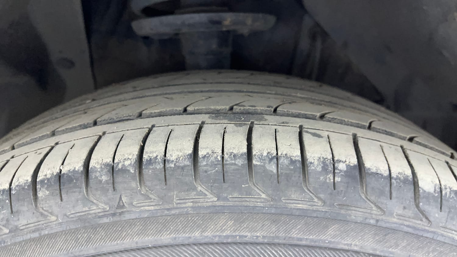 Used 2019 Maruti Suzuki S-Cross Zeta 1.3 Diesel Manual tyres RIGHT FRONT TYRE TREAD VIEW