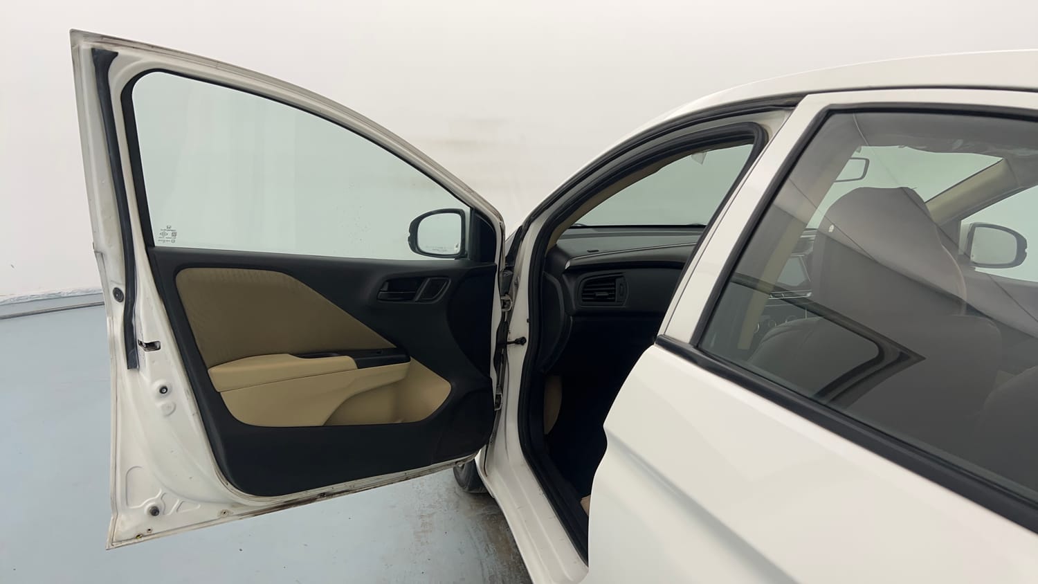 Used 2014 Honda City S Petrol Manual interior LEFT FRONT DOOR OPEN VIEW