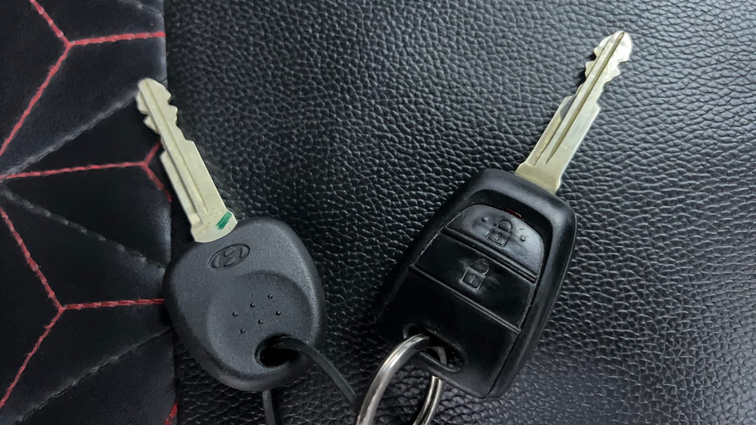 Used 2019 Hyundai Grand i10 Sportz 1.2 Kappa VTVT Petrol Manual extra CAR KEY VIEW