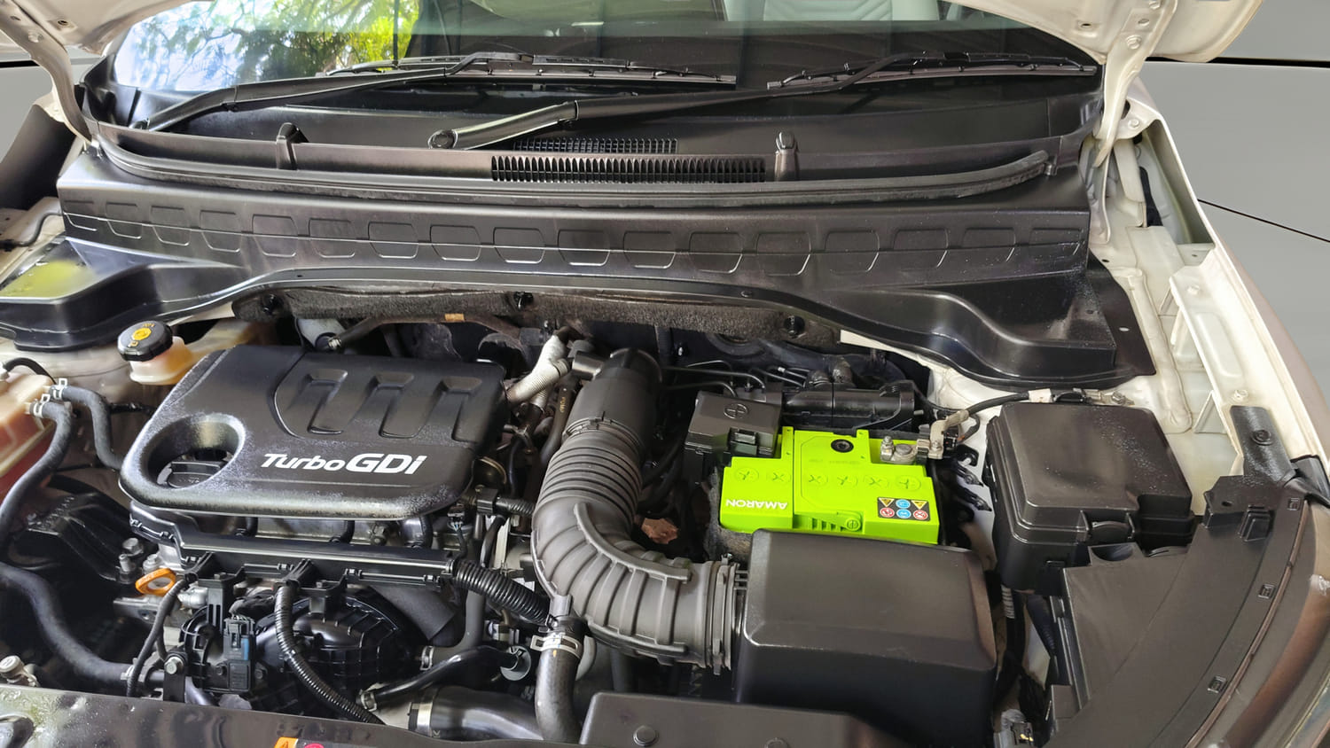 Used 2021 Kia Sonet HTX Plus 1.0 iMT Petrol Manual engine ENGINE RIGHT SIDE HINGE & APRON VIEW