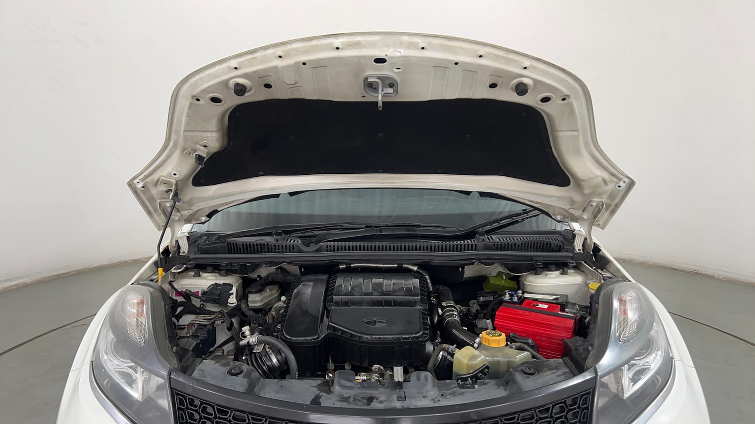 Used 2019 Tata Nexon XZA Plus Diesel Diesel Automatic engine ENGINE & BONNET OPEN FRONT VIEW