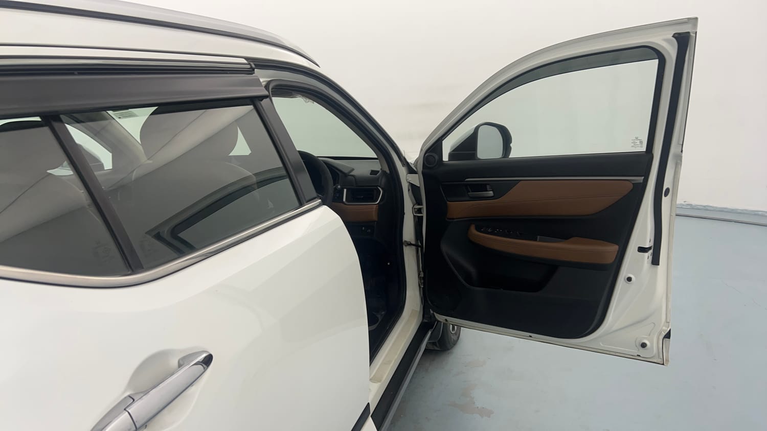 Used 2023 Honda Elevate ZX CVT Petrol Automatic interior RIGHT FRONT DOOR OPEN VIEW