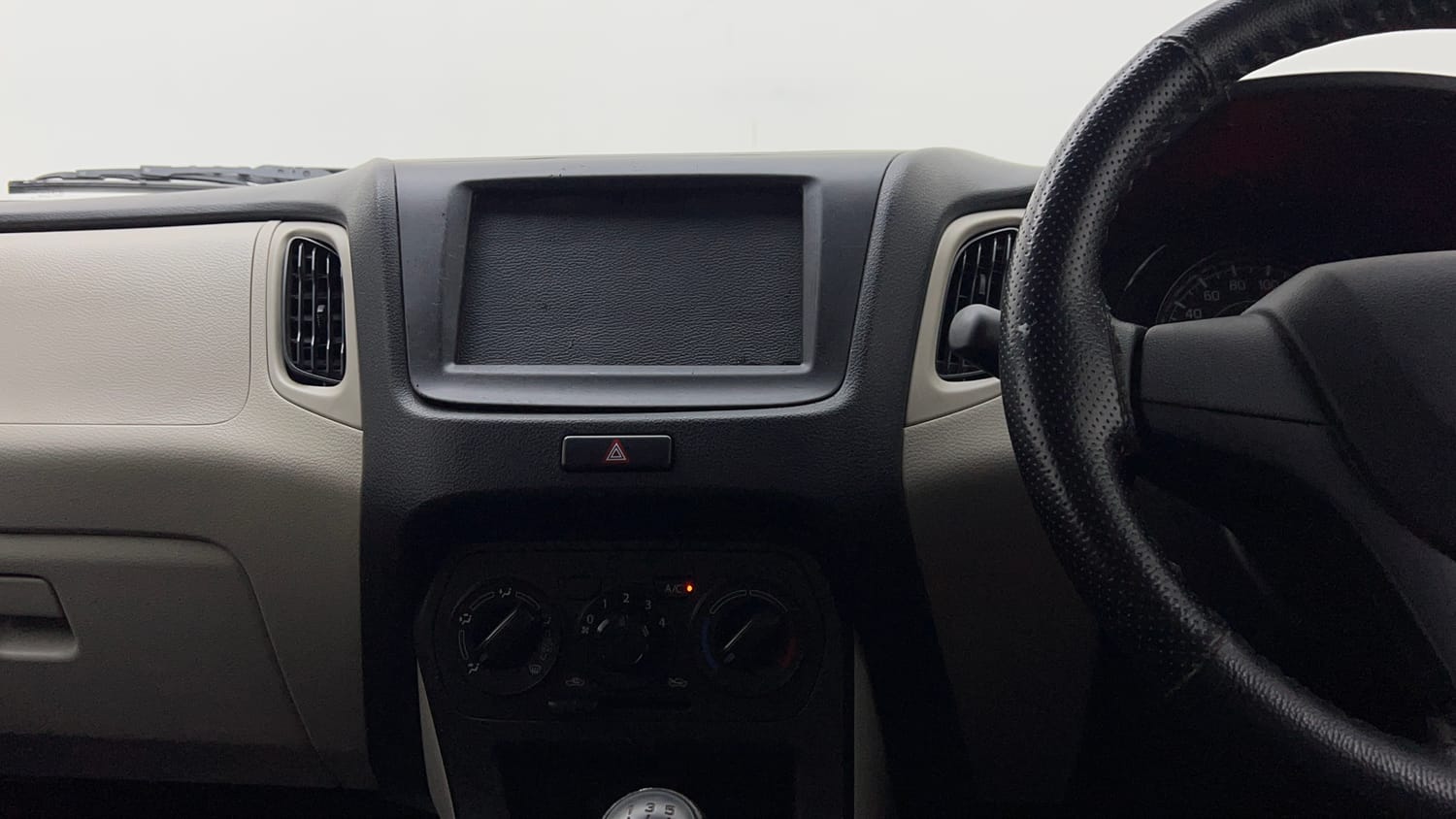 Used 2022 Maruti Suzuki Wagon R LXI 1.0 CNG Cng Manual interior MUSIC SYSTEM & AC CONTROL VIEW