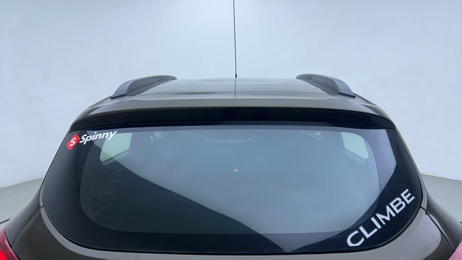 Used 2018 Renault Kwid CLIMBER 1.0 Petrol Manual exterior BACK WINDSHIELD VIEW