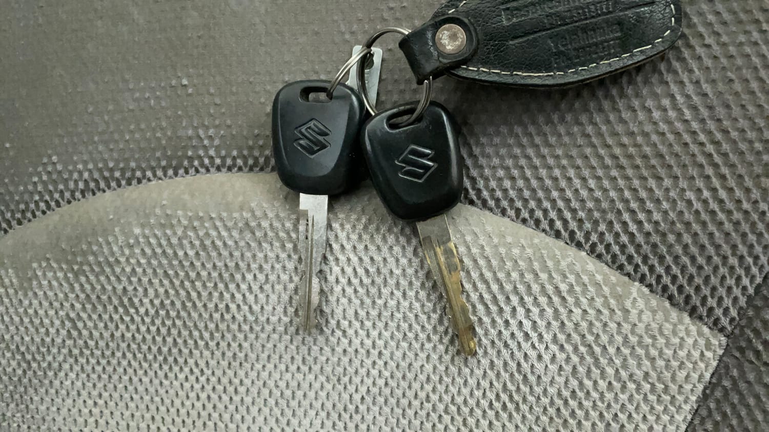 Used 2012 Maruti Suzuki A-Star Vxi (ABS) AT Petrol Automatic extra CAR KEY VIEW
