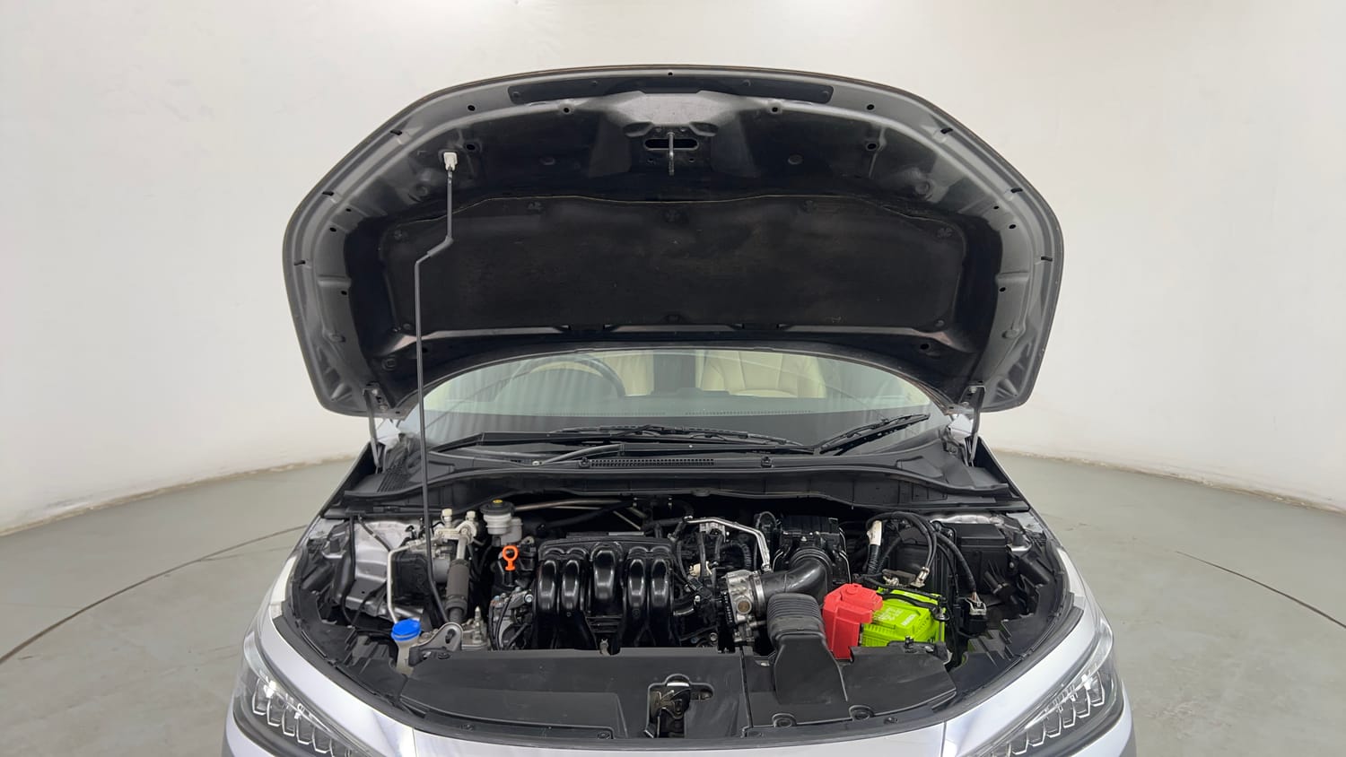 Used 2022 Honda City ZX CVT Petrol Petrol Automatic engine ENGINE & BONNET OPEN FRONT VIEW