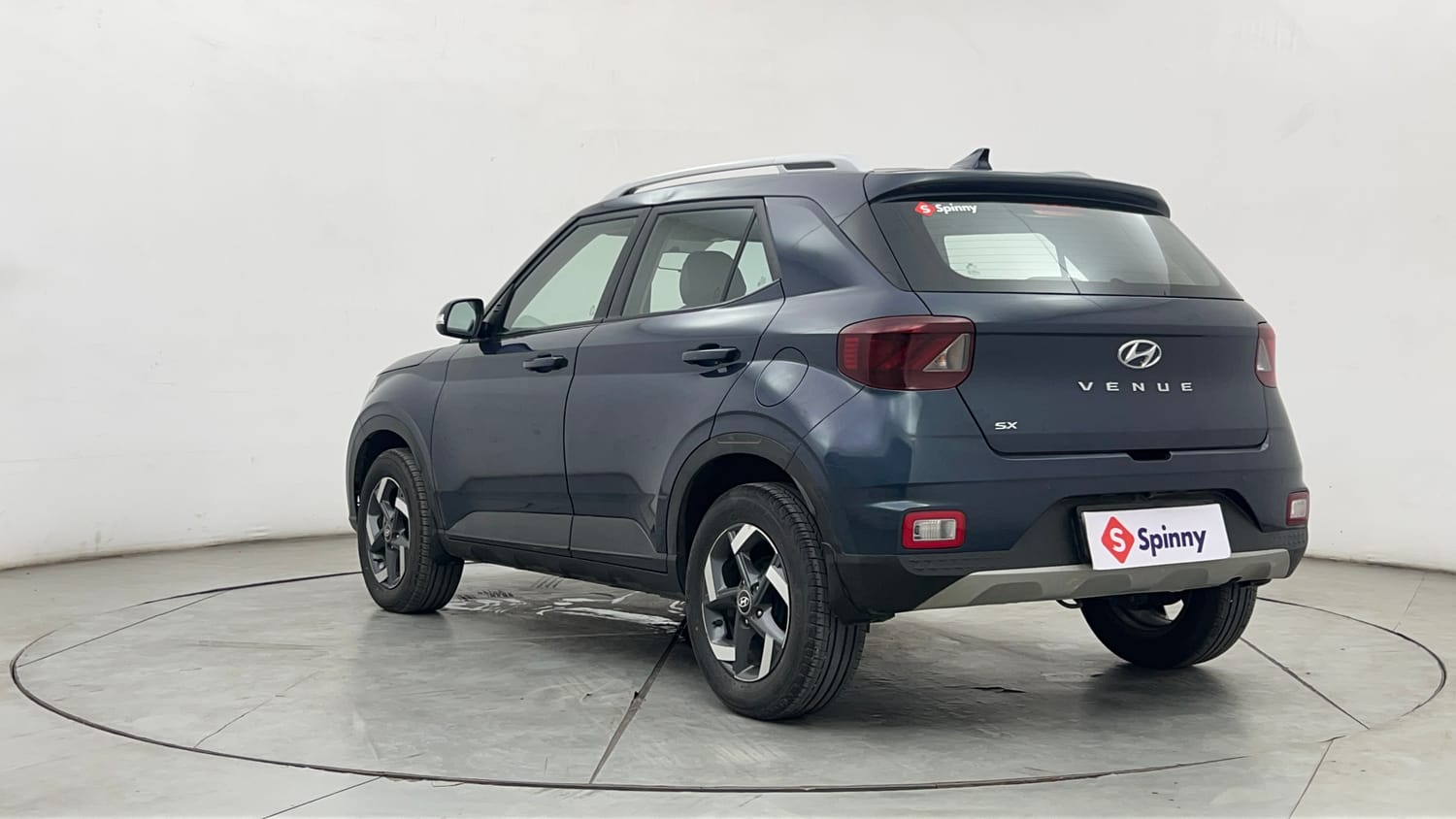 Used 2021 Hyundai Venue SX 1.5 CRDi Diesel Manual exterior LEFT REAR CORNER VIEW
