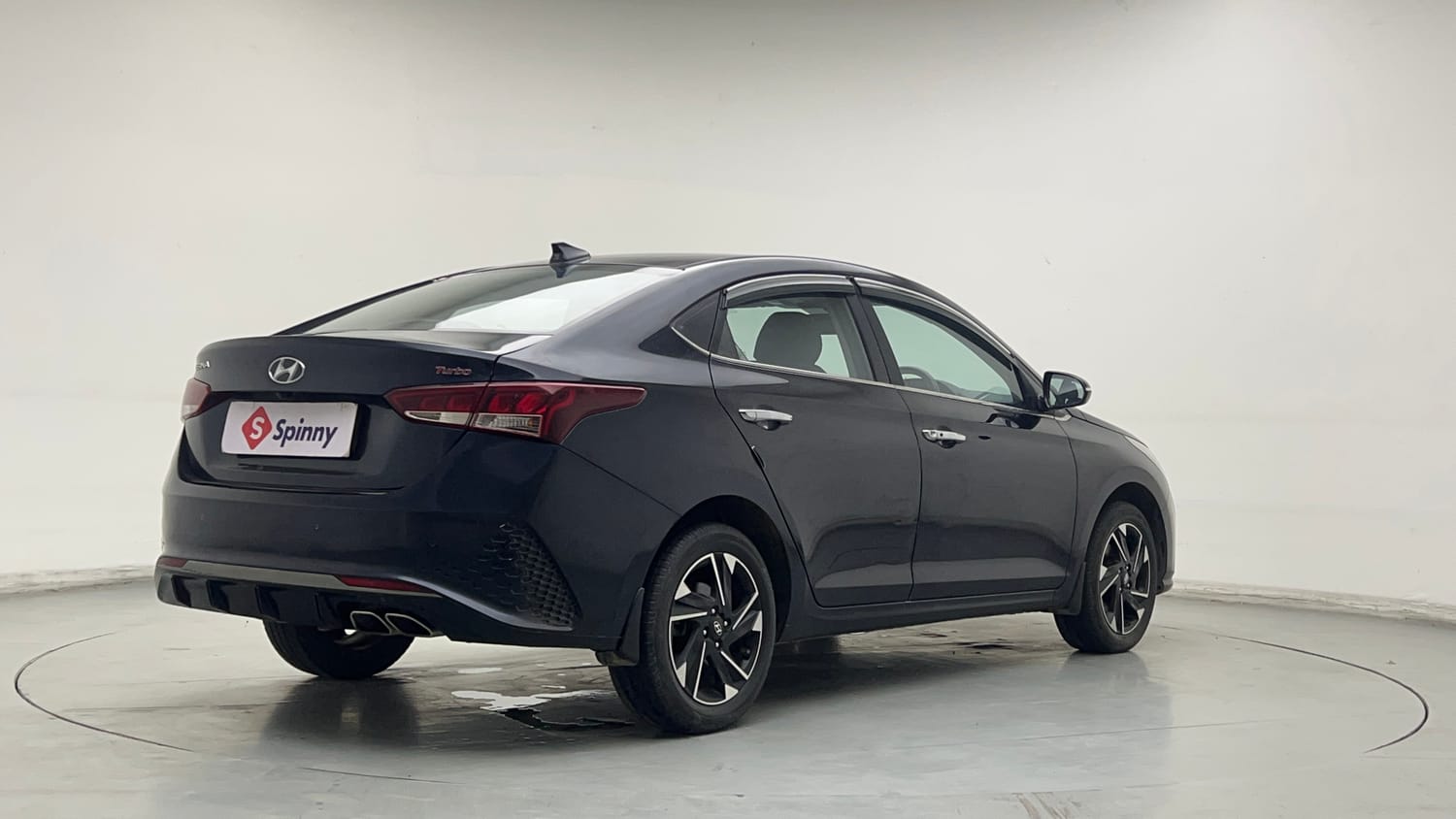 Used 2021 Hyundai Verna SX (O) 1.0 Turbo DCT Petrol Automatic exterior RIGHT REAR CORNER VIEW