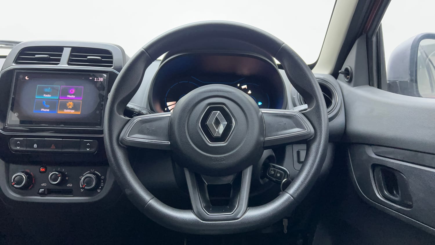 Used 2021 Renault Kwid RXT 1.0 Opt Petrol Manual interior STEERING VIEW