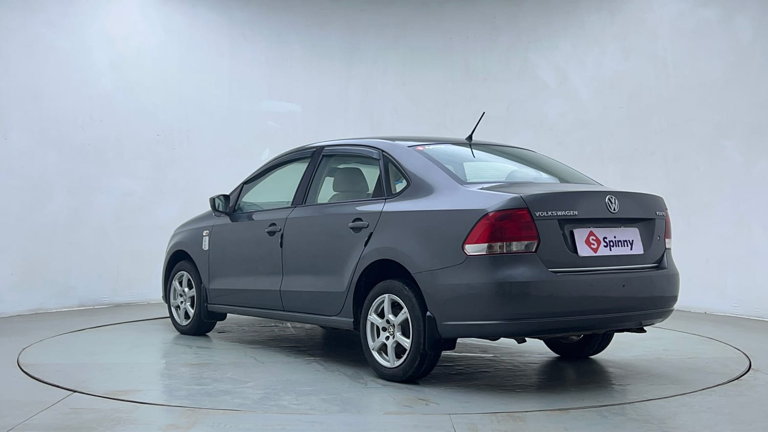 Used 2013 Volkswagen Vento Highline Petrol Petrol Manual exterior LEFT REAR CORNER VIEW