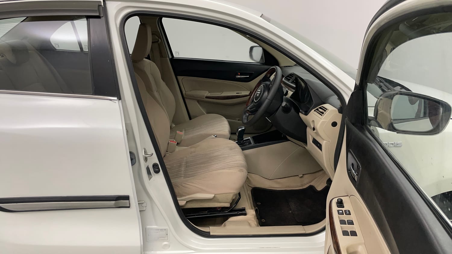 Used 2017 Maruti Suzuki Dzire ZDi Plus AMT Diesel Automatic interior RIGHT SIDE FRONT DOOR CABIN VIEW
