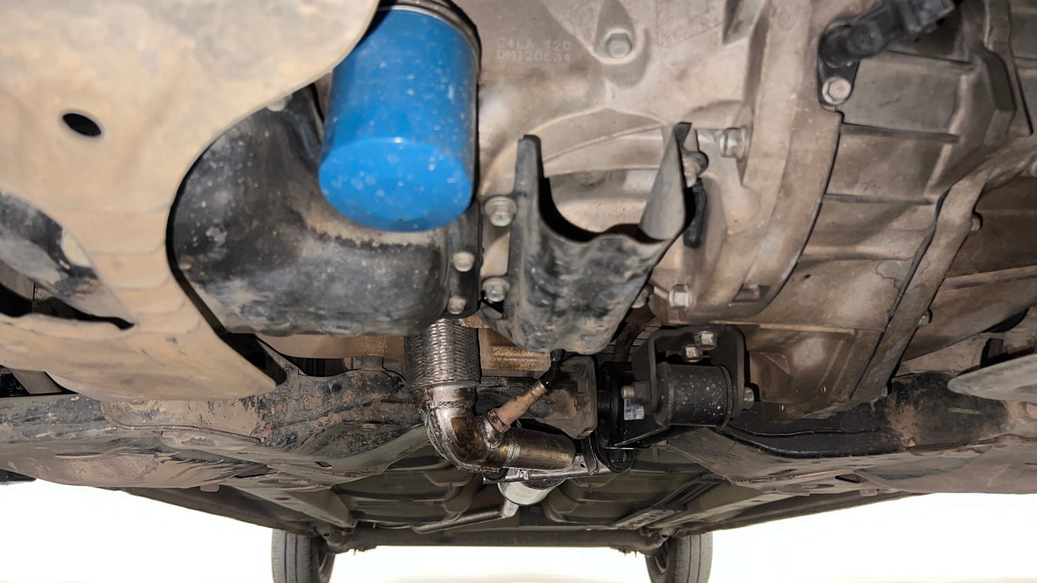 Used 2013 Hyundai i10 Magna 1.2 Kappa2 Petrol Manual extra FRONT LEFT UNDERBODY VIEW