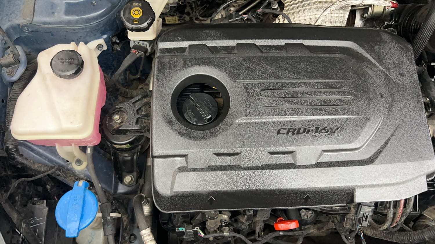 Used 2021 Hyundai Venue SX 1.5 CRDi Diesel Manual engine ENGINE RIGHT SIDE VIEW