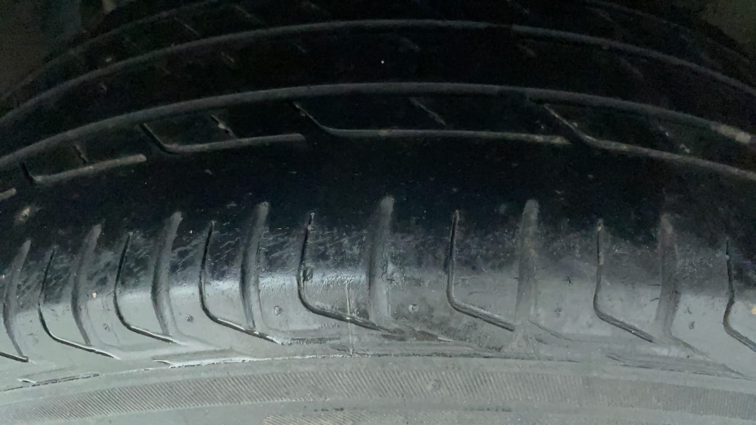 Used 2020 Tata Nexon XZ Plus Petrol Manual tyres RIGHT REAR TYRE TREAD VIEW