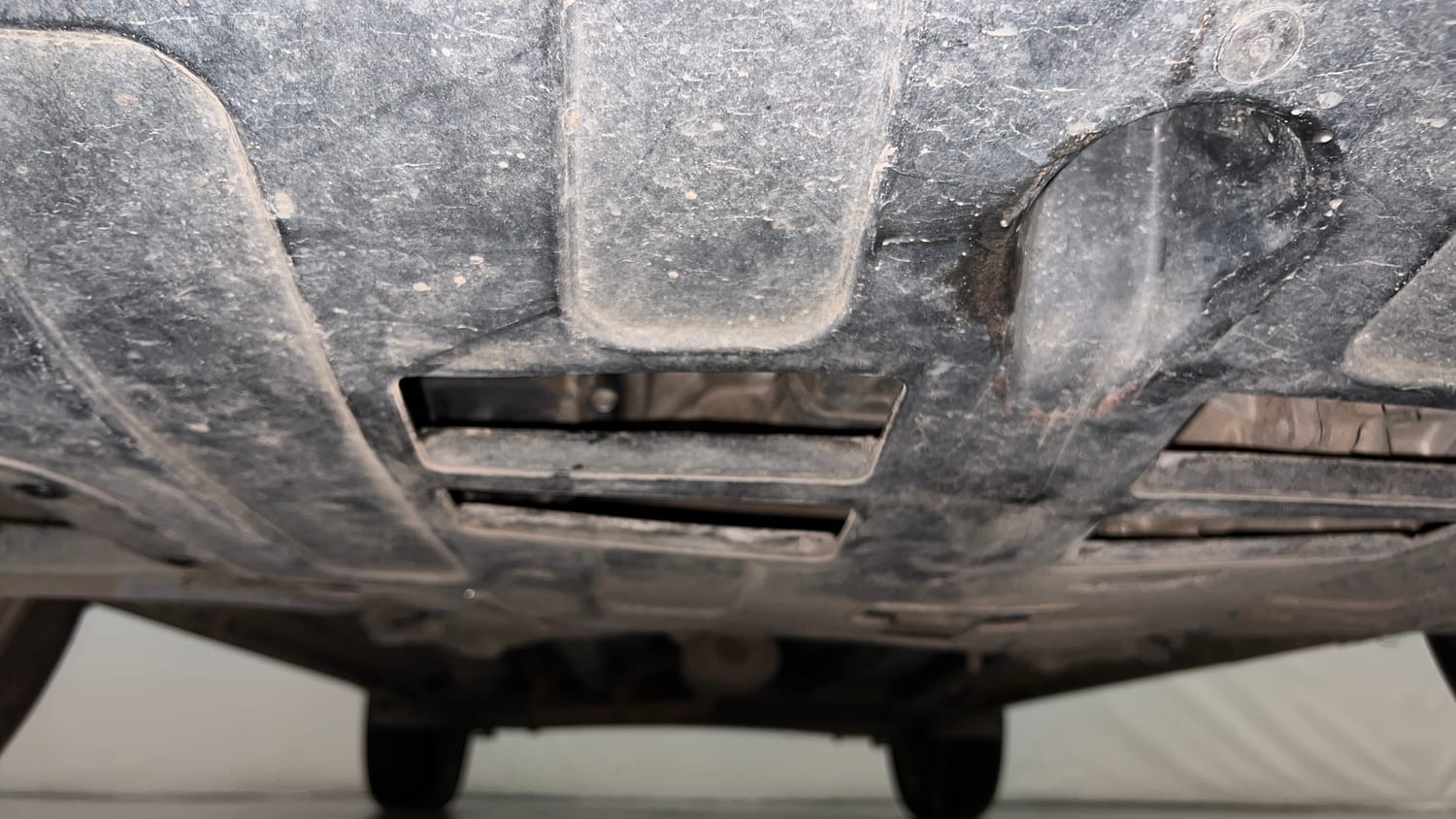 Used 2016 Hyundai Creta 1.6 SX Plus AT Petrol Petrol Automatic extra FRONT LEFT UNDERBODY VIEW
