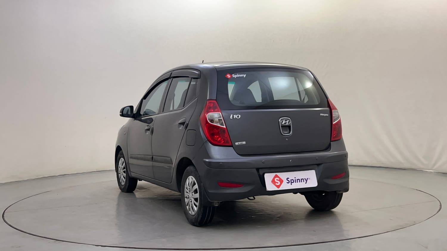 Used 2013 Hyundai i10 Magna 1.2 Kappa2 Petrol Manual exterior LEFT REAR CORNER VIEW