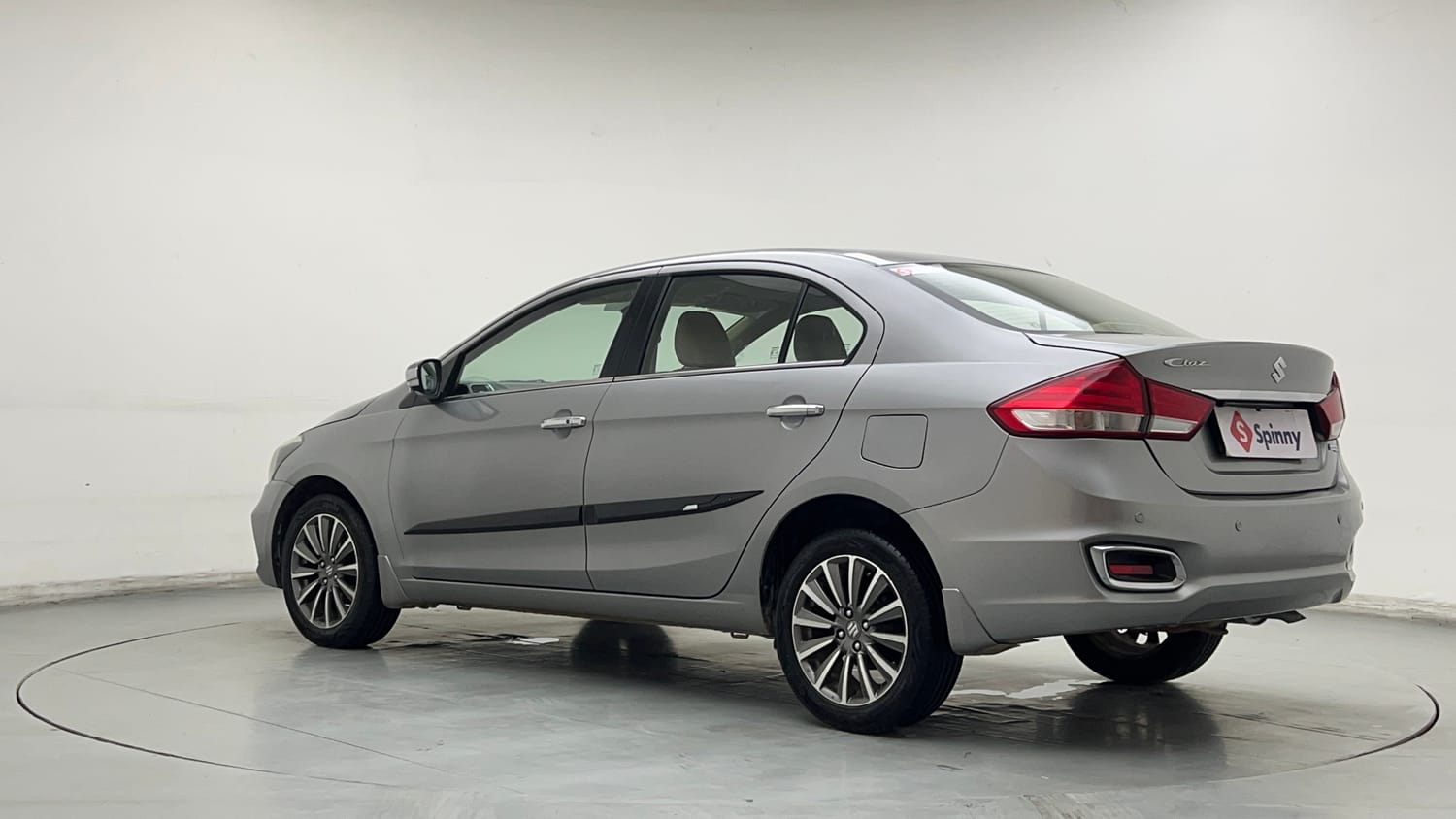 Used 2019 Maruti Suzuki Ciaz Alpha Hybrid 1.5 Petrol Manual exterior LEFT REAR CORNER VIEW