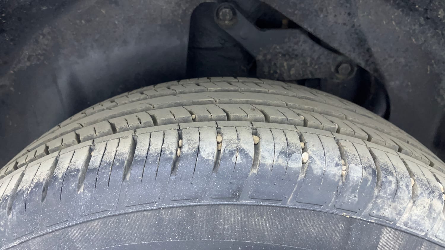 Used 2023 Tata Harrier XZ Plus Dark Edition Diesel Manual tyres RIGHT REAR TYRE TREAD VIEW