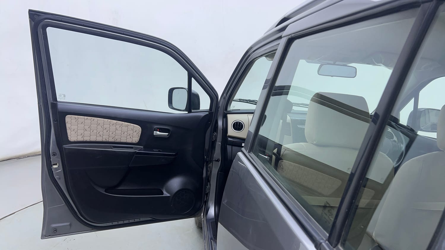 Used 2017 Maruti Suzuki Wagon R 1.0 VXI AMT Petrol Automatic interior LEFT FRONT DOOR OPEN VIEW