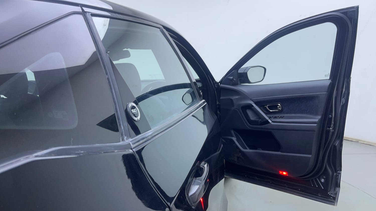 Used 2023 Tata Harrier XZ Plus Dark Edition Diesel Manual interior RIGHT FRONT DOOR OPEN VIEW