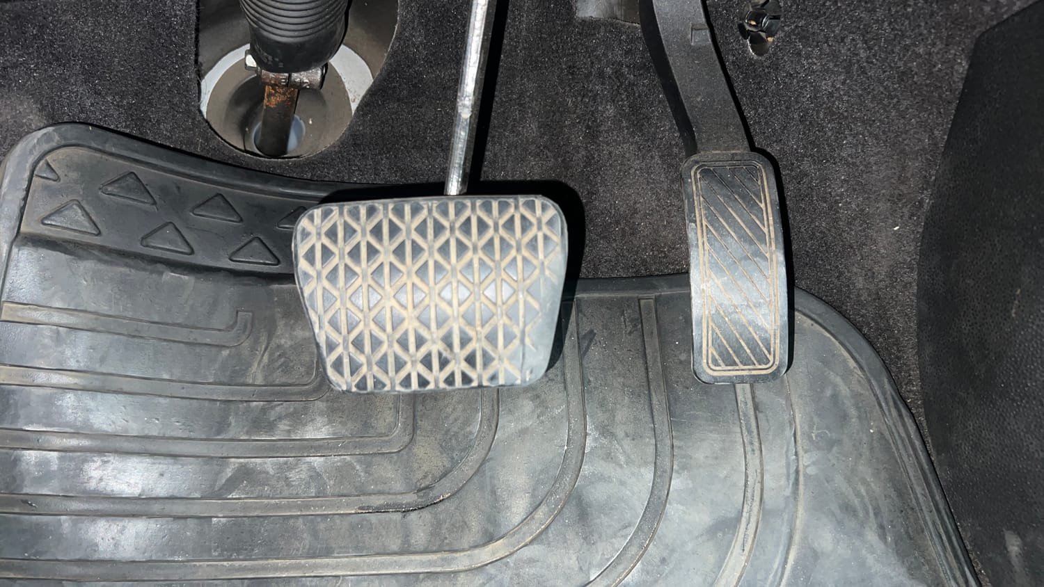 Used 2016 Ford EcoSport Titanium 1.5L Ti-VCT AT Petrol Automatic interior PEDALS VIEW