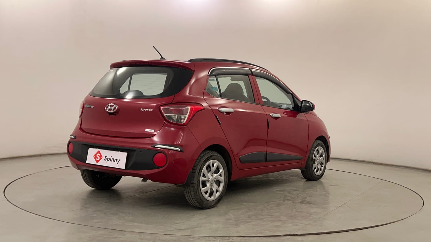 Used 2017 Hyundai Grand i10 Sportz (O) 1.2 Kappa VTVT Petrol Manual exterior RIGHT REAR CORNER VIEW