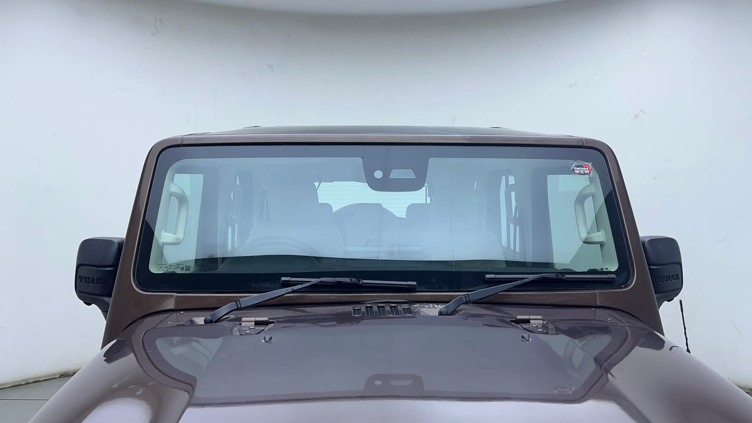 Used 2024 Mahindra Thar Roxx AX7 L Diesel AT 2WD Diesel Automatic exterior FRONT WINDSHIELD VIEW