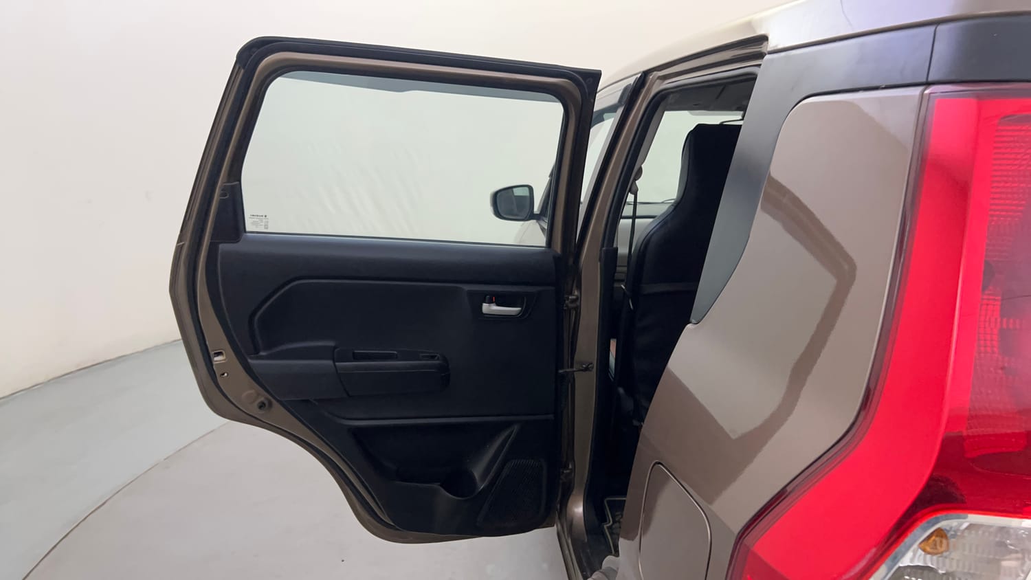 Used 2021 null Petrol Automatic interior LEFT REAR DOOR OPEN VIEW