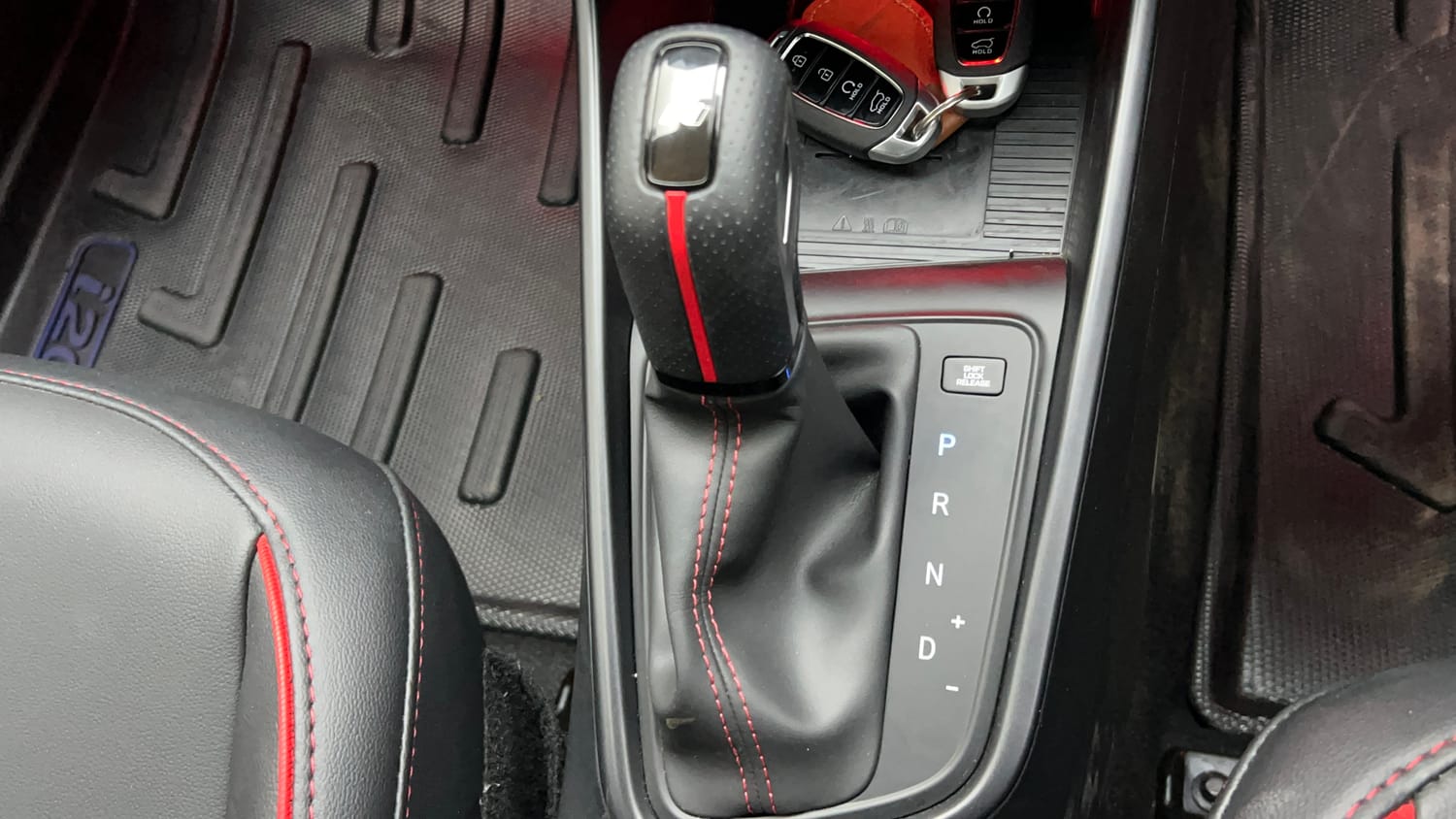 Used 2026 Hyundai i20 N Line N8 1.0 Turbo DCT Petrol Automatic interior GEAR  KNOB VIEW