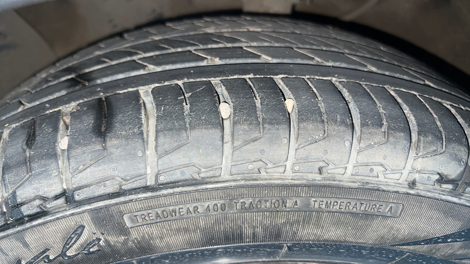 Used 2019 Hyundai Creta SX 1.6 AT Petrol Petrol Automatic tyres LEFT FRONT TYRE TREAD VIEW
