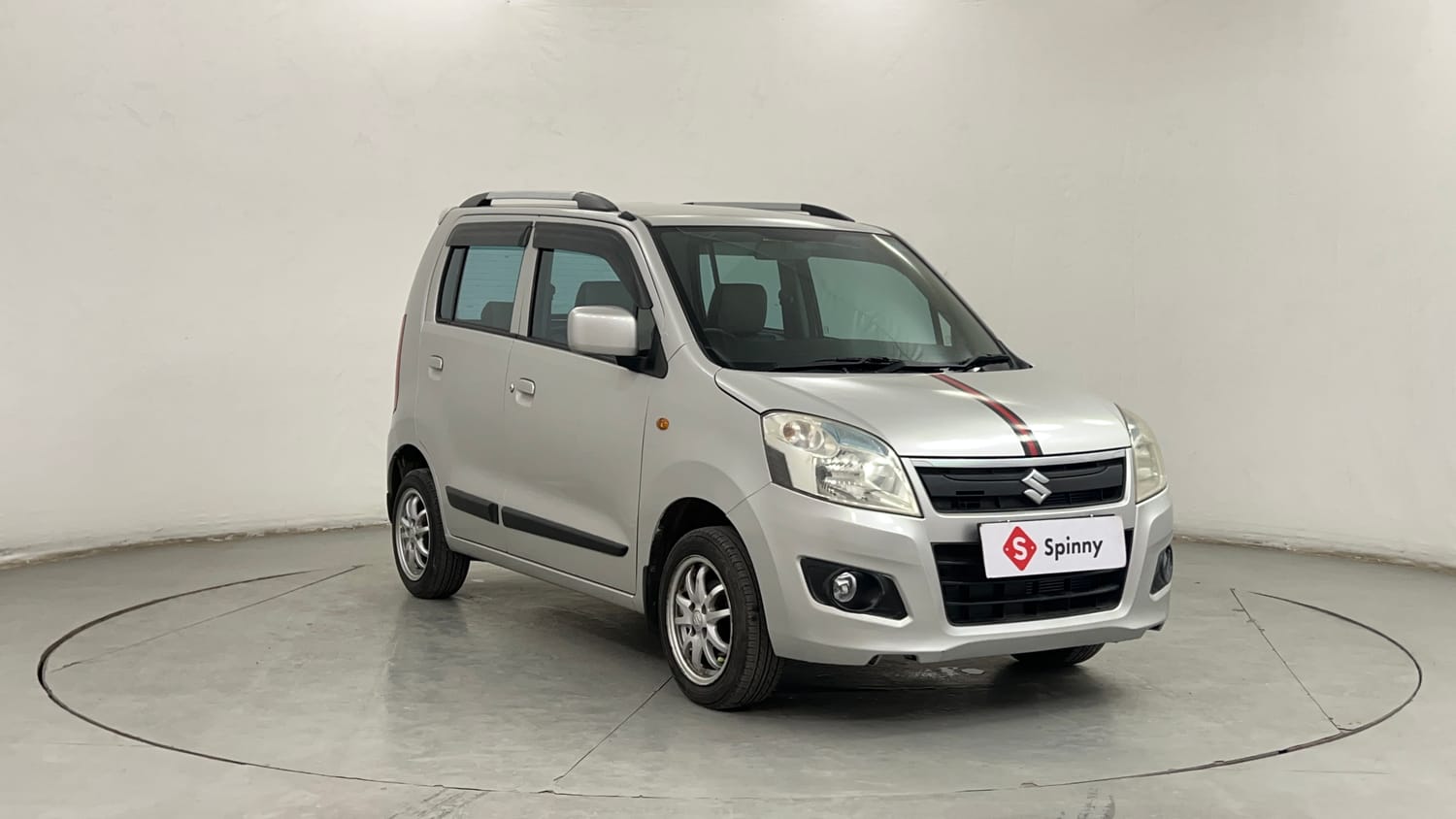 Used 2016 Maruti Suzuki Wagon R 1.0 VXI AMT Petrol Automatic exterior RIGHT FRONT CORNER VIEW