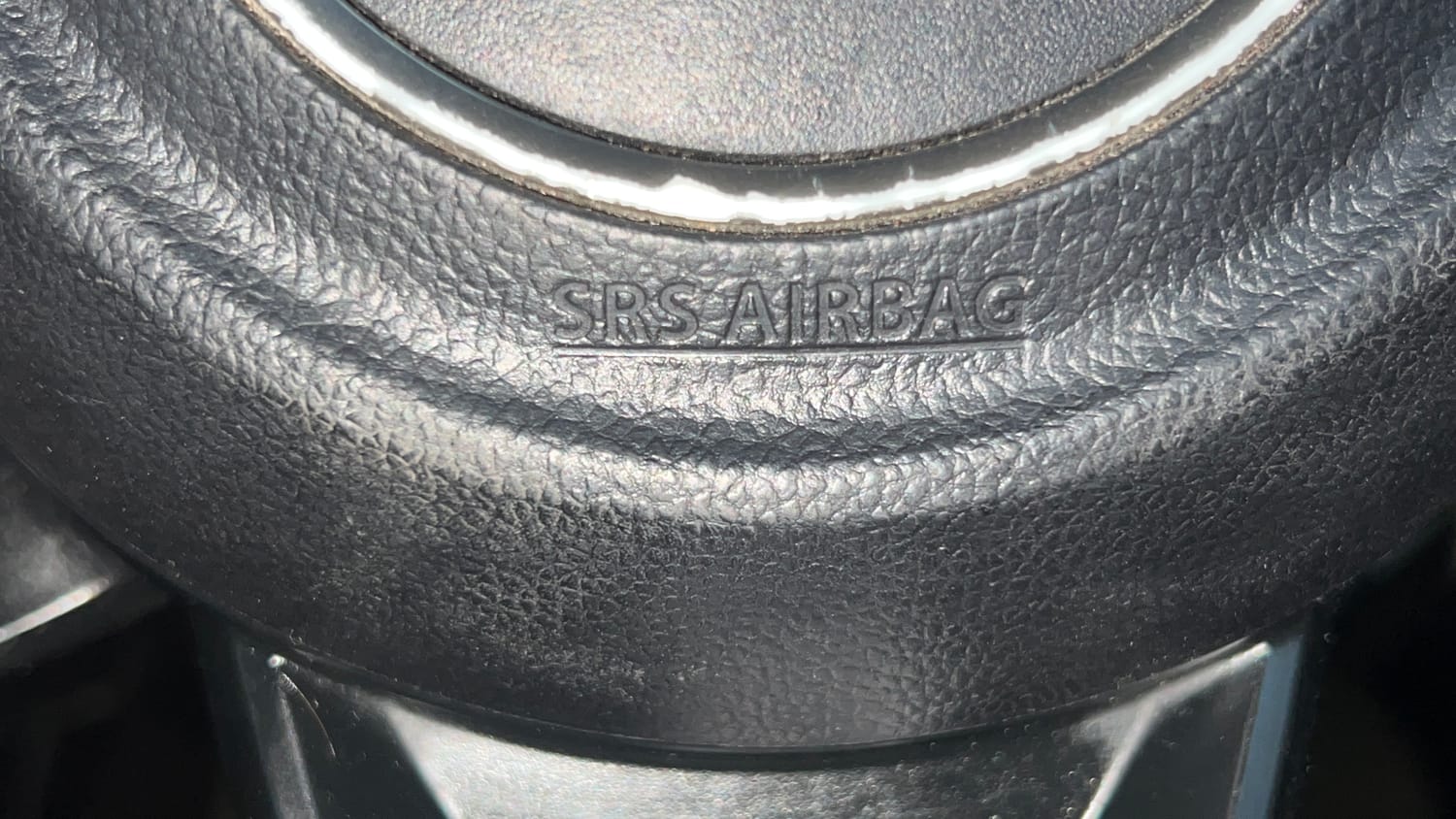 Used 2020 Maruti Suzuki Swift VXi AMT Petrol Automatic top_features Airbags