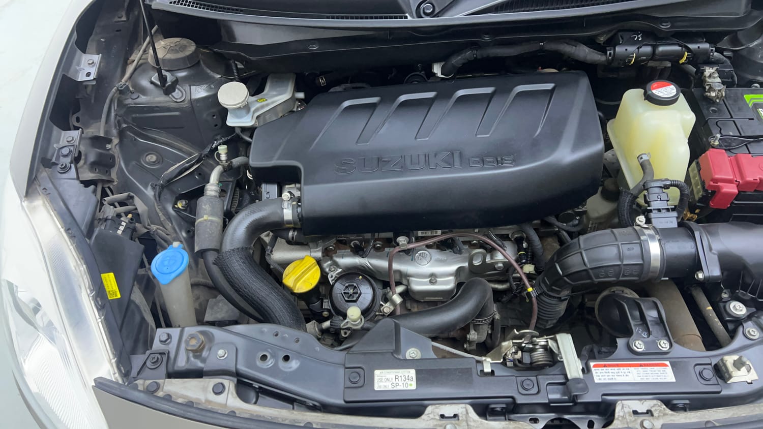 Used 2018 Maruti Suzuki Swift VDi AMT Diesel Automatic engine ENGINE RIGHT SIDE VIEW