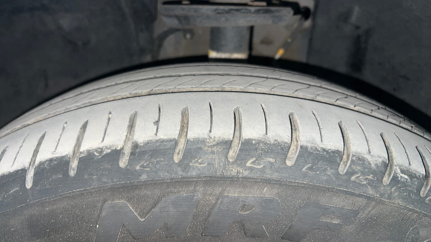 Used 2025 Tata Altroz Creative Petrol 5AMT Petrol Automatic tyres LEFT FRONT TYRE TREAD VIEW