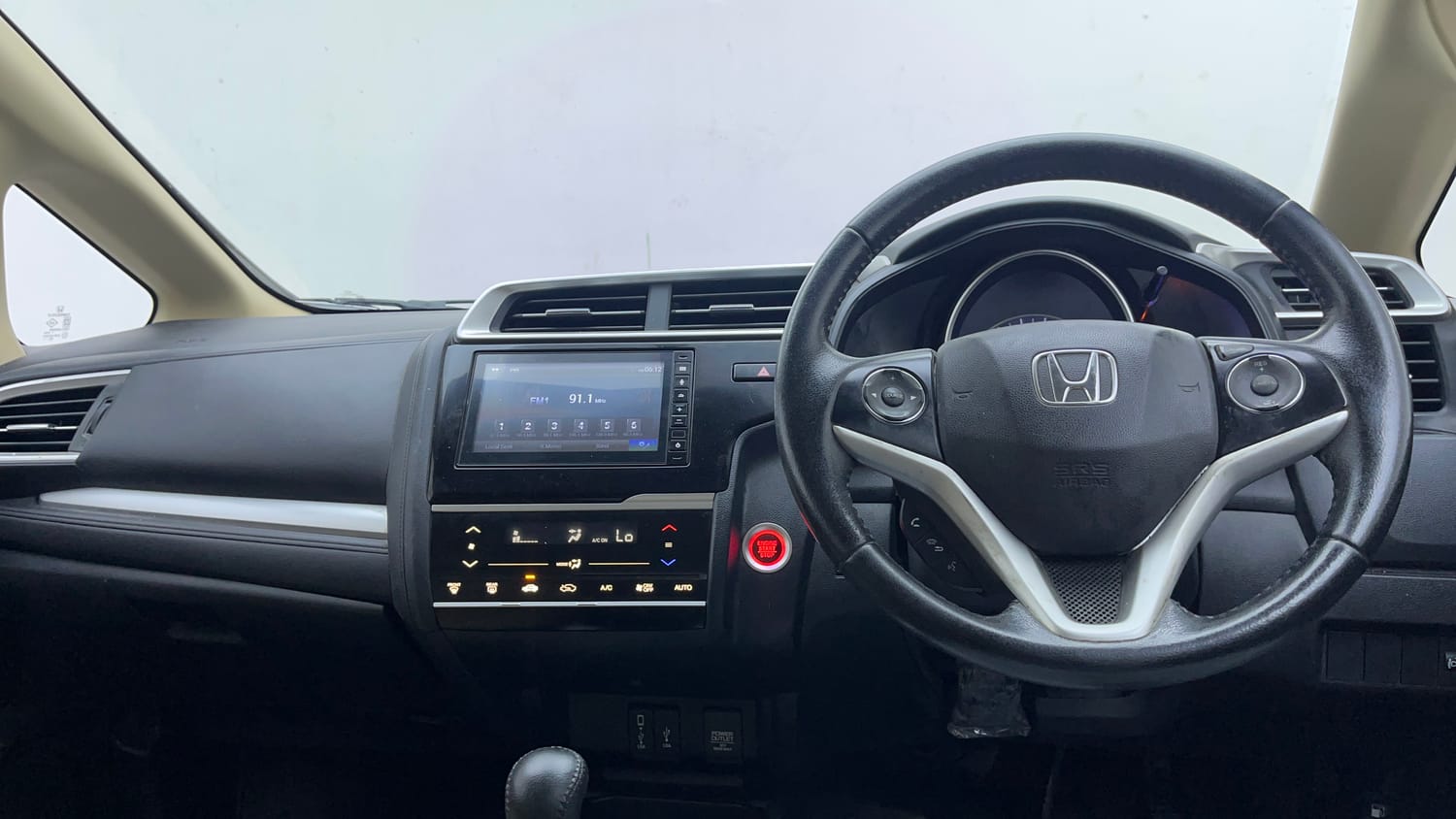Used 2021 Honda Jazz VX CVT Petrol Automatic interior DASHBOARD VIEW