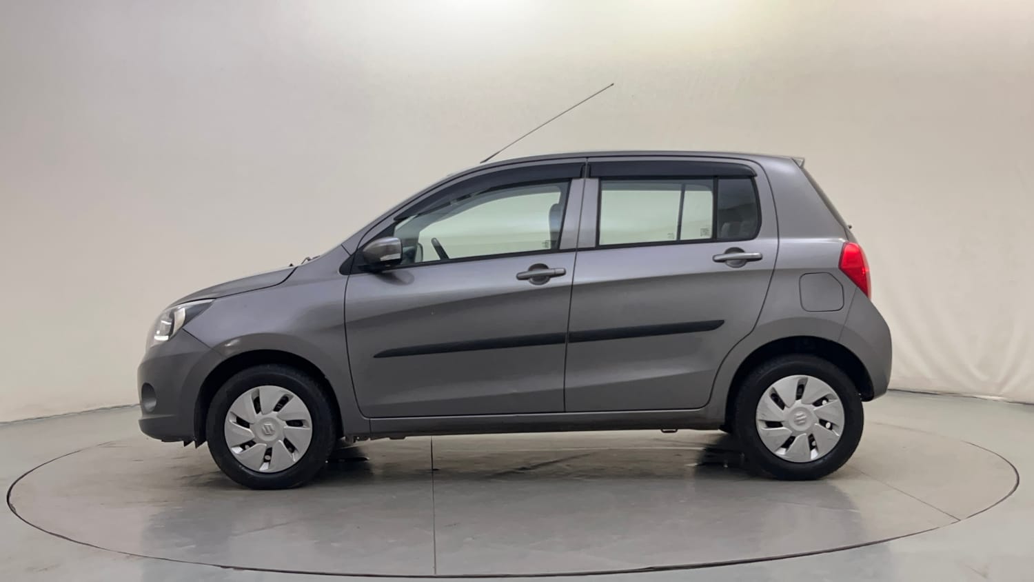 Used 2016 Maruti Suzuki Celerio ZXi AMT Petrol Automatic exterior LEFT SIDE VIEW