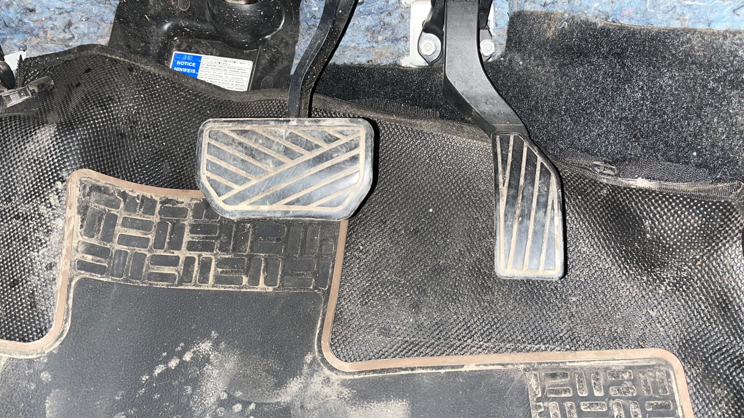 Used 2021 Maruti Suzuki S-Cross Zeta AT Petrol Automatic interior PEDALS VIEW