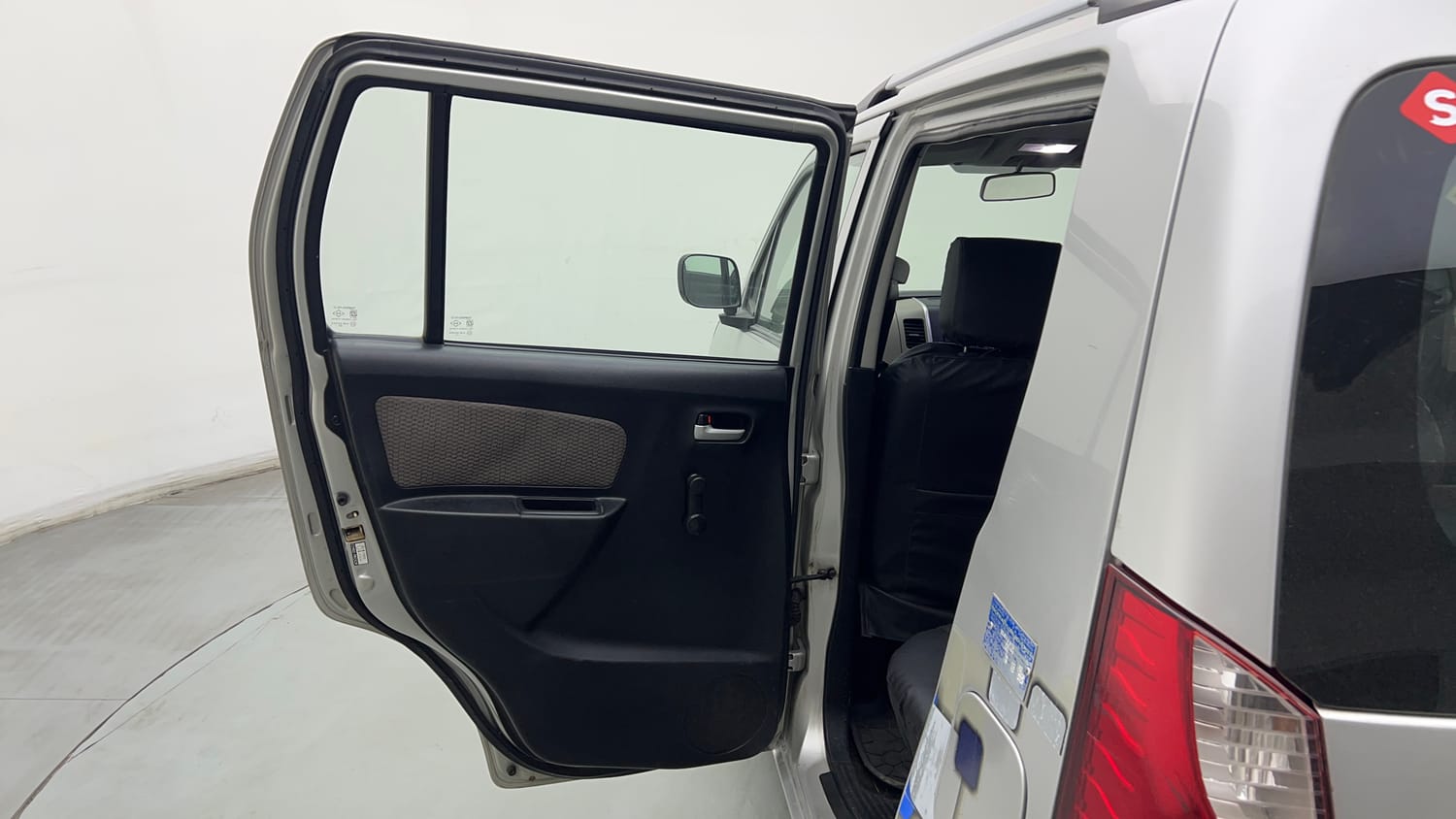 Used 2013 Maruti Suzuki Wagon R LXI CNG Cng Manual interior LEFT REAR DOOR OPEN VIEW