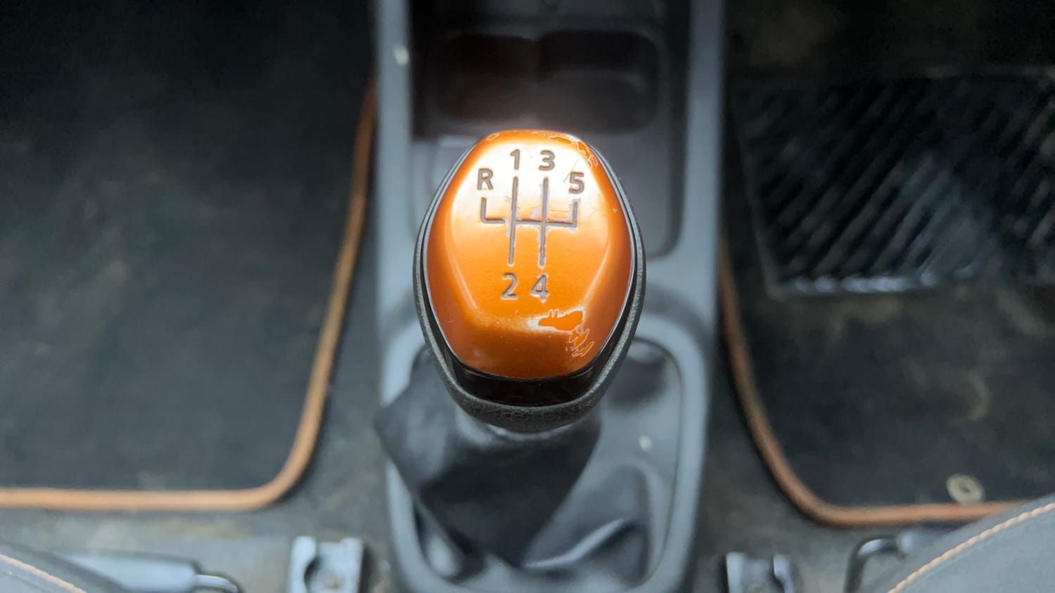 Used 2018 Renault Kwid CLIMBER 1.0 Petrol Manual interior GEAR  KNOB VIEW