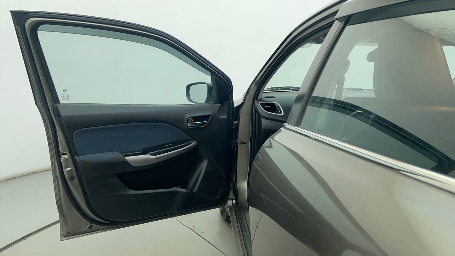 Used 2021 Maruti Suzuki Baleno Delta Petrol Manual interior LEFT FRONT DOOR OPEN VIEW