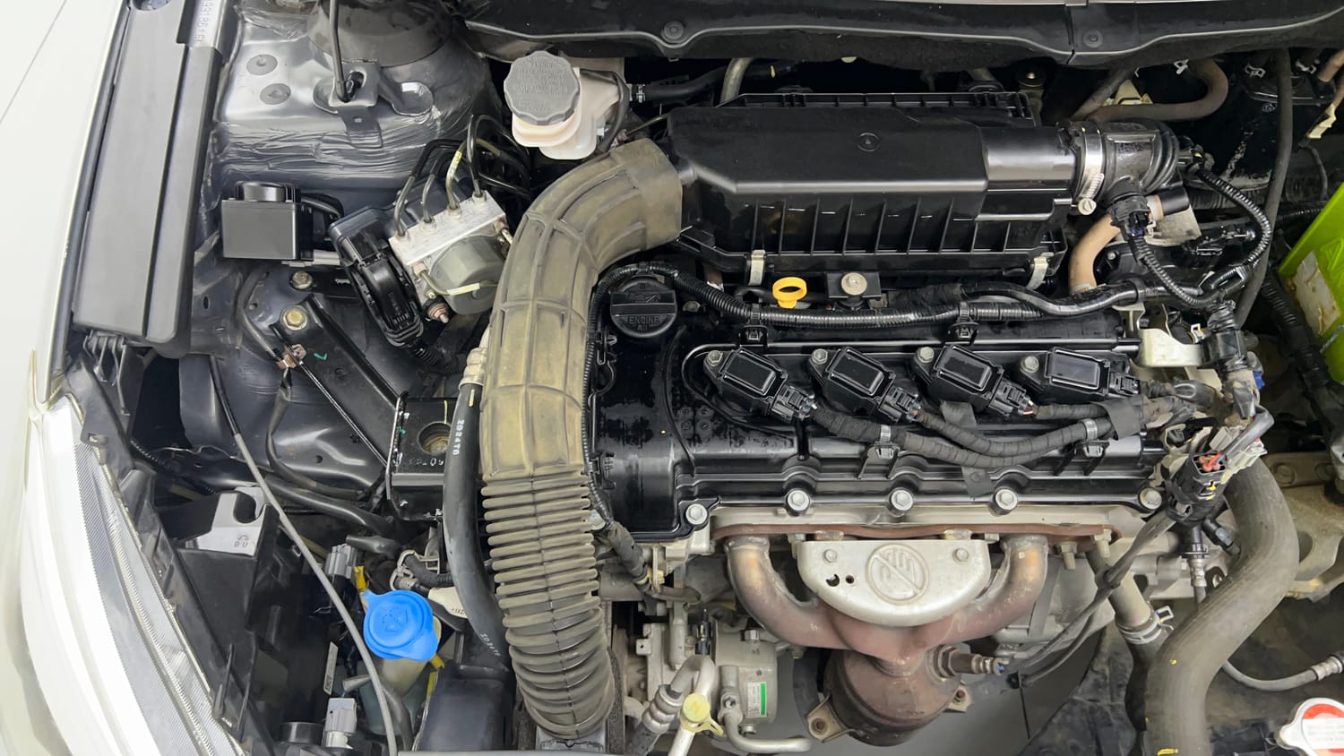 Used 2019 Maruti Suzuki Ciaz Alpha Hybrid 1.5 Petrol Manual engine ENGINE RIGHT SIDE VIEW