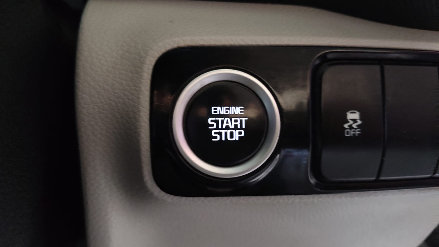 Used 2021 Kia Sonet HTX Plus 1.0 iMT Petrol Manual top_features Keyless start