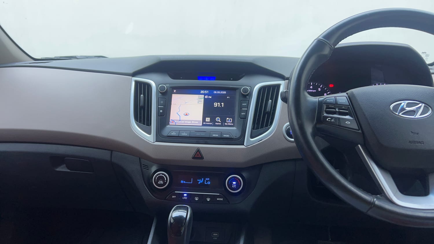 Used 2019 Hyundai Creta SX 1.6 AT Petrol Petrol Automatic interior MUSIC SYSTEM & AC CONTROL VIEW
