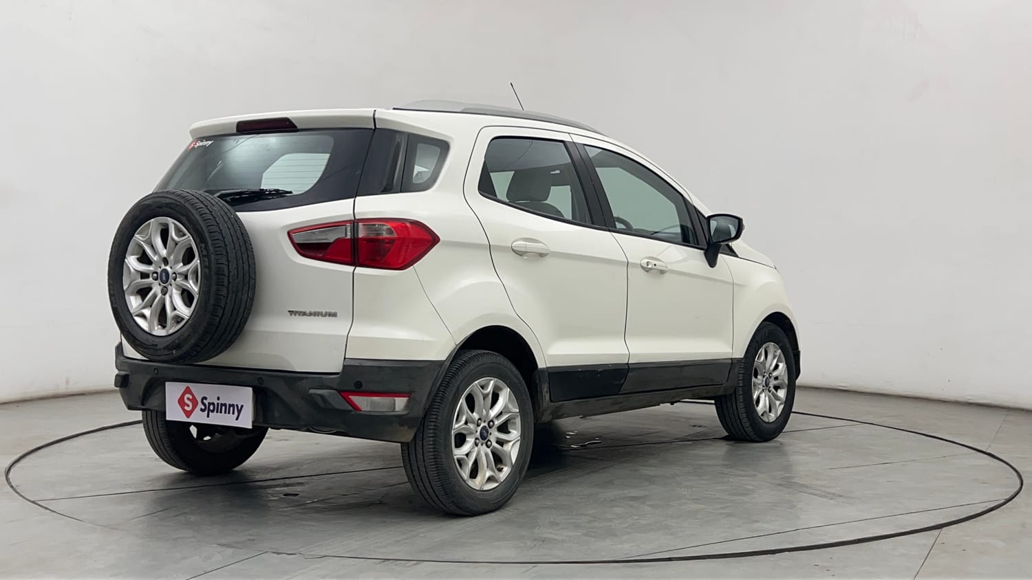 Used 2016 Ford EcoSport Titanium 1.5L Ti-VCT AT Petrol Automatic exterior RIGHT REAR CORNER VIEW