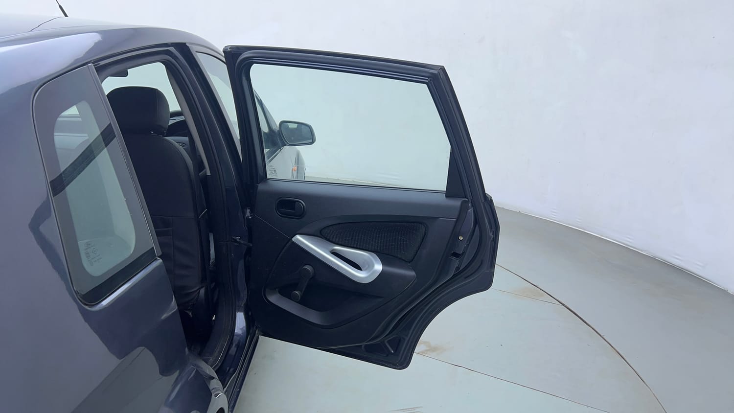 Used 2013 Ford Figo Duratec Petrol ZXI 1.2 Petrol Manual interior RIGHT REAR DOOR OPEN VIEW